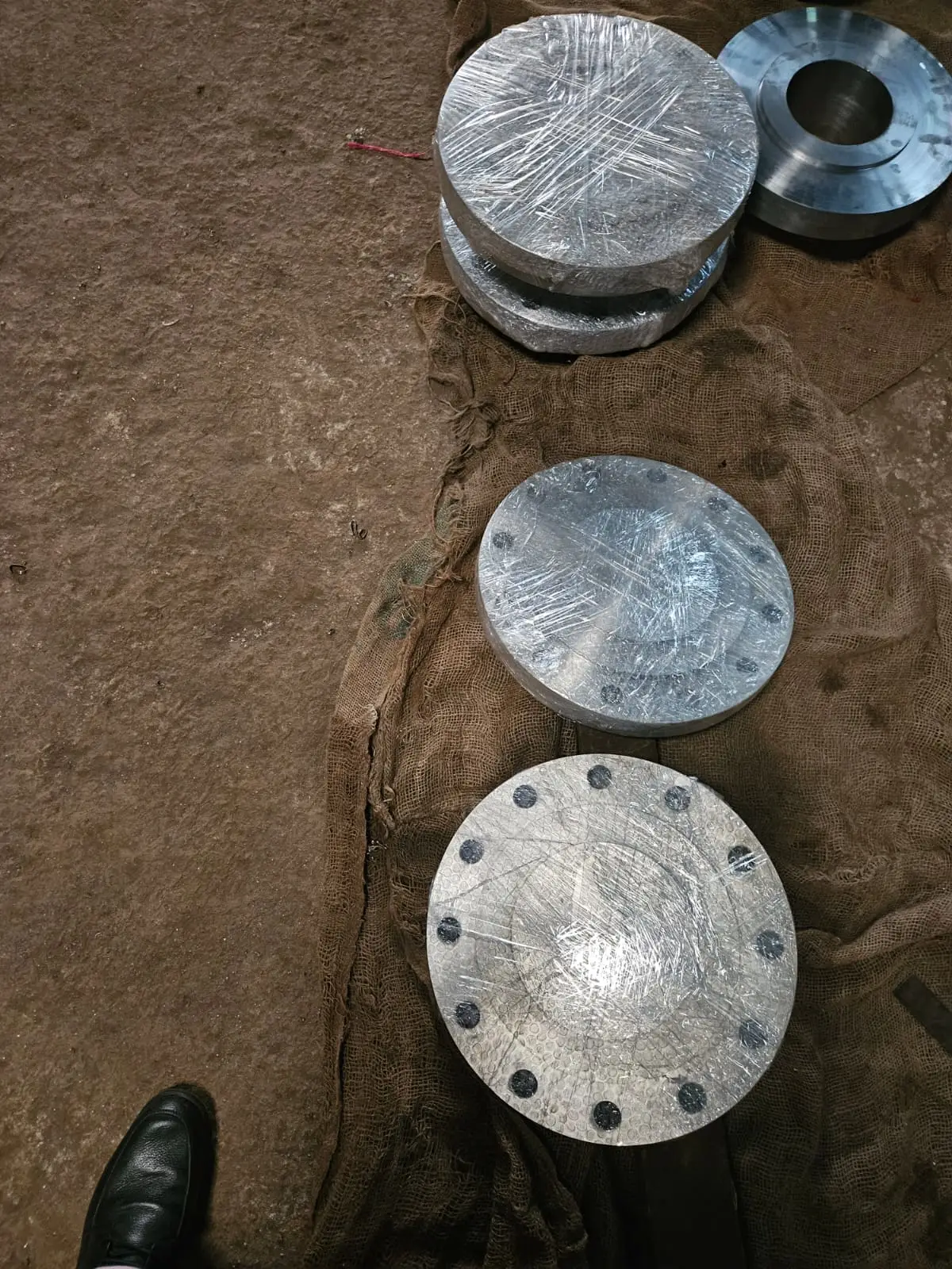 Blind and Slip-On Forged Flanges supplier India Hi-Tech Engineering